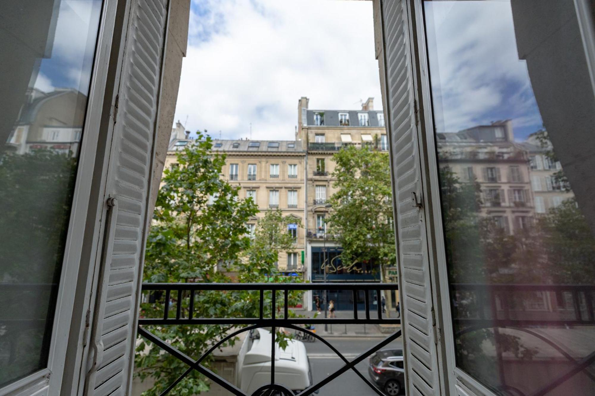 Mixed Dormitory Room,1620533680:JPEG